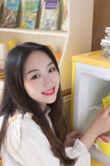 亚洲欧美清纯校园另类